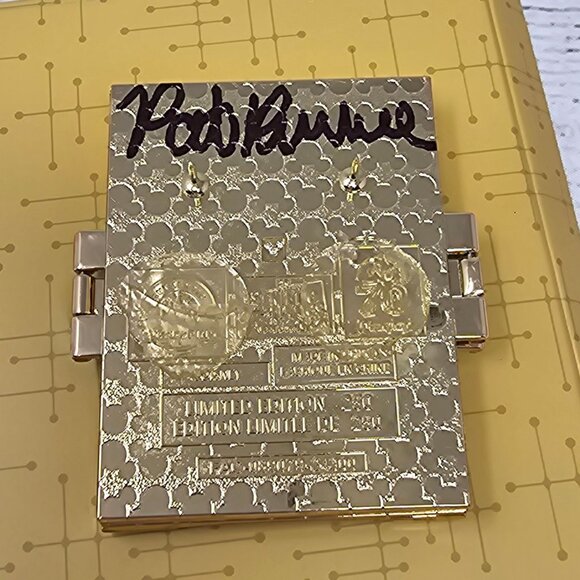 NEW! Disneyland Goofy Exploring Frontierland & Adventuraland Z fold LE 250 Pin A - Picture 6 of 6